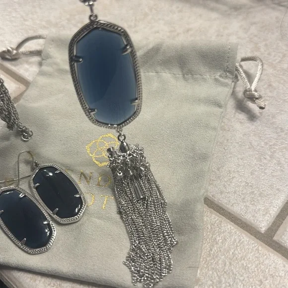 Worn once! Kendra Scott Dark blue and silver necklace and earrings matching set. - Picture 3 of 3